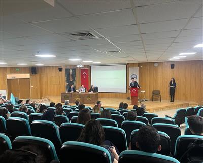 Maliye Bölümü ve Aksaray Defterdarlığı İşbirliğinde Vergide Dijital Gelişim Konulu Etkinlik Gerçekleştirildi 